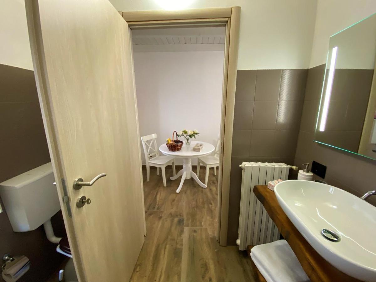 Appartement Nicolaus à Sesto Calende Extérieur photo