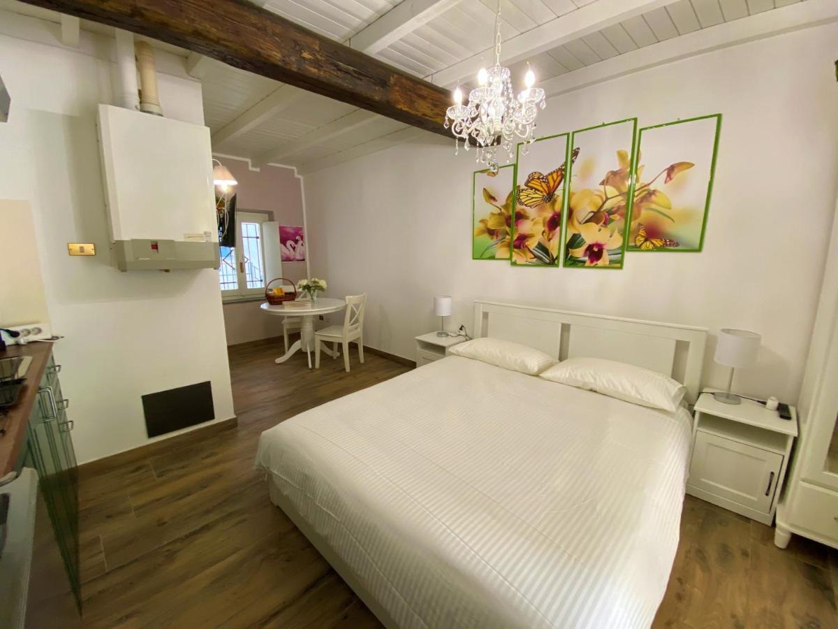 Appartement Nicolaus à Sesto Calende Extérieur photo