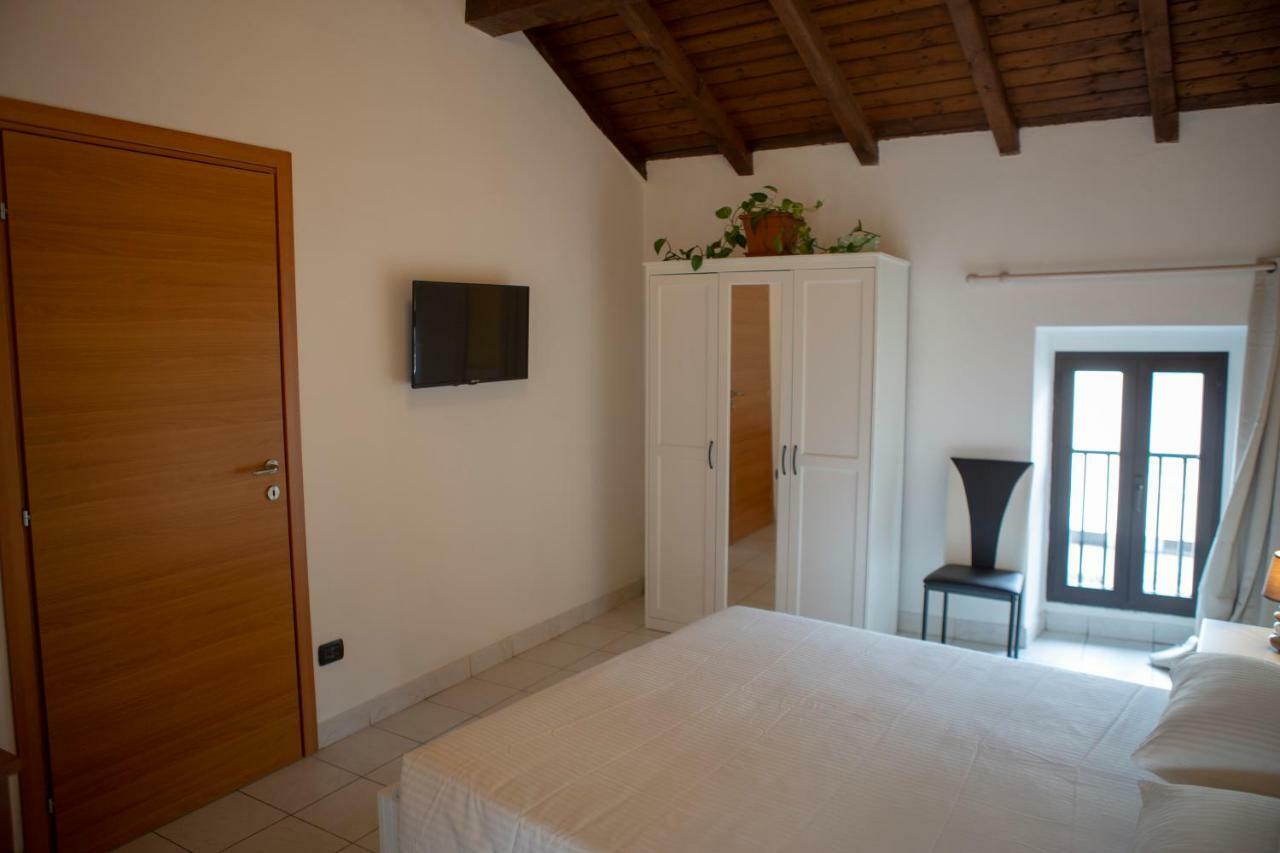 Appartement Nicolaus à Sesto Calende Extérieur photo