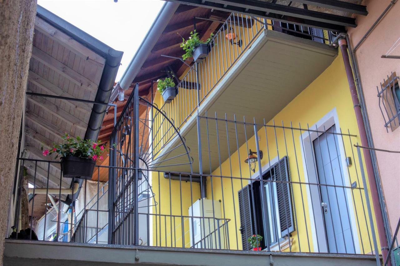 Appartement Nicolaus à Sesto Calende Extérieur photo