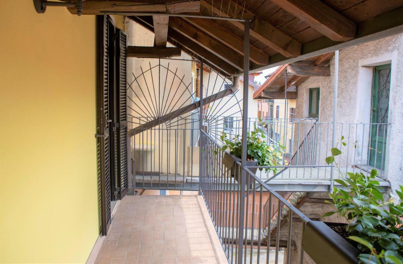 Appartement Nicolaus à Sesto Calende Extérieur photo